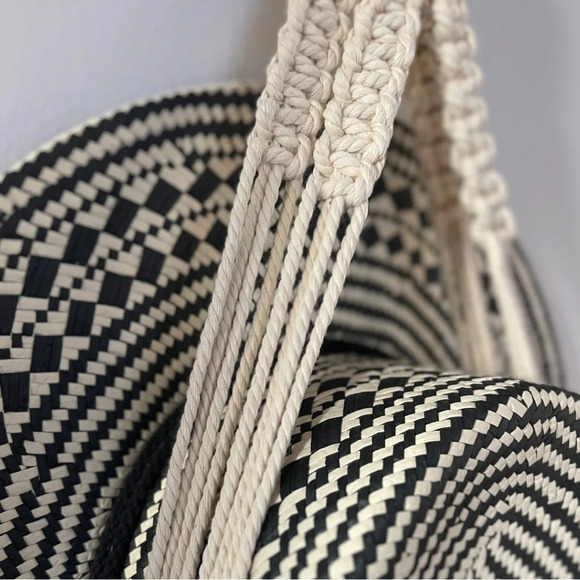 Boho Hat  Hanger Macrame Natural Handcrafted Wall Hanging One Size - Picture 7 of 13
